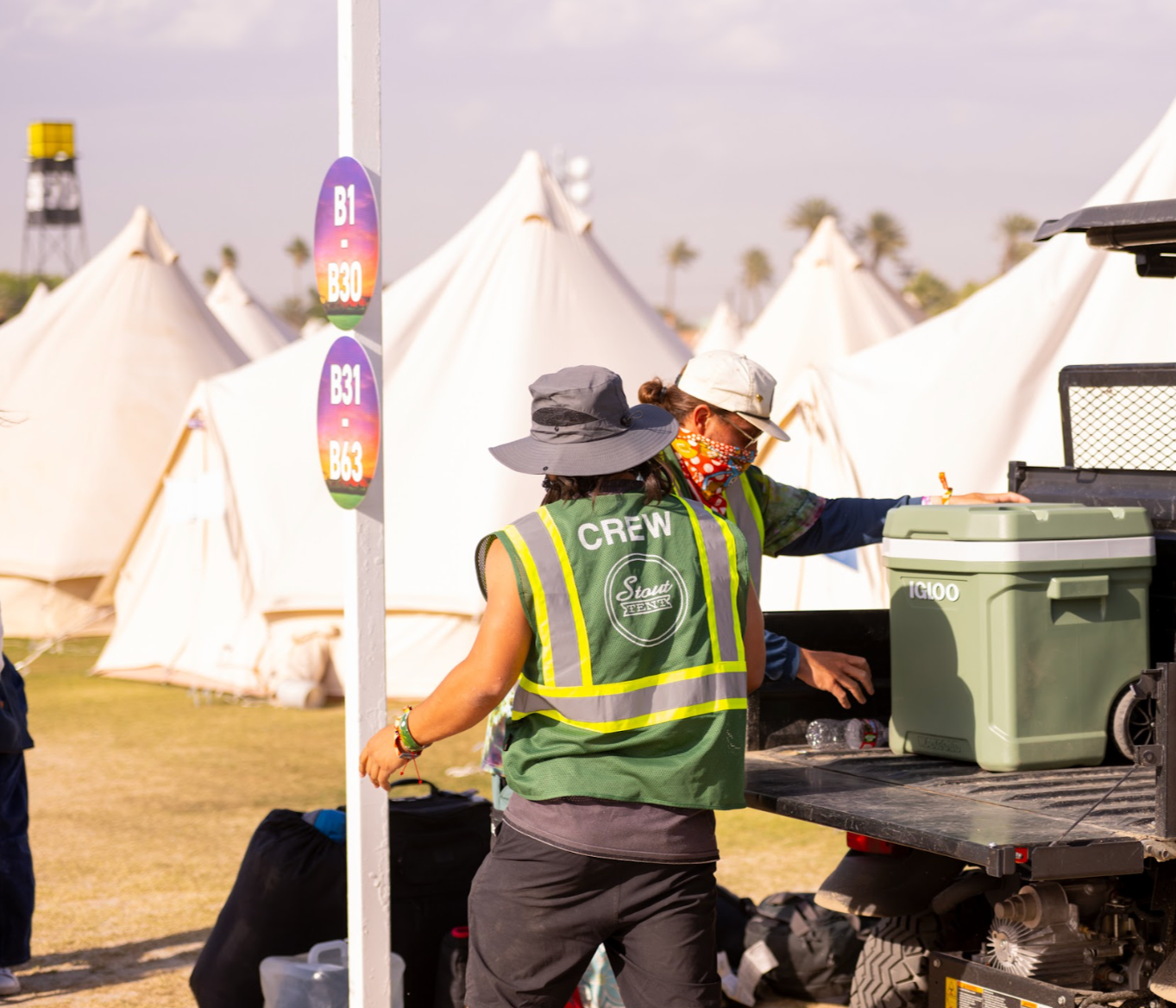 Stout Tent vs. White Duck Outdoors: Why Field-Tested Engineering Wins for Long-Term Glamping