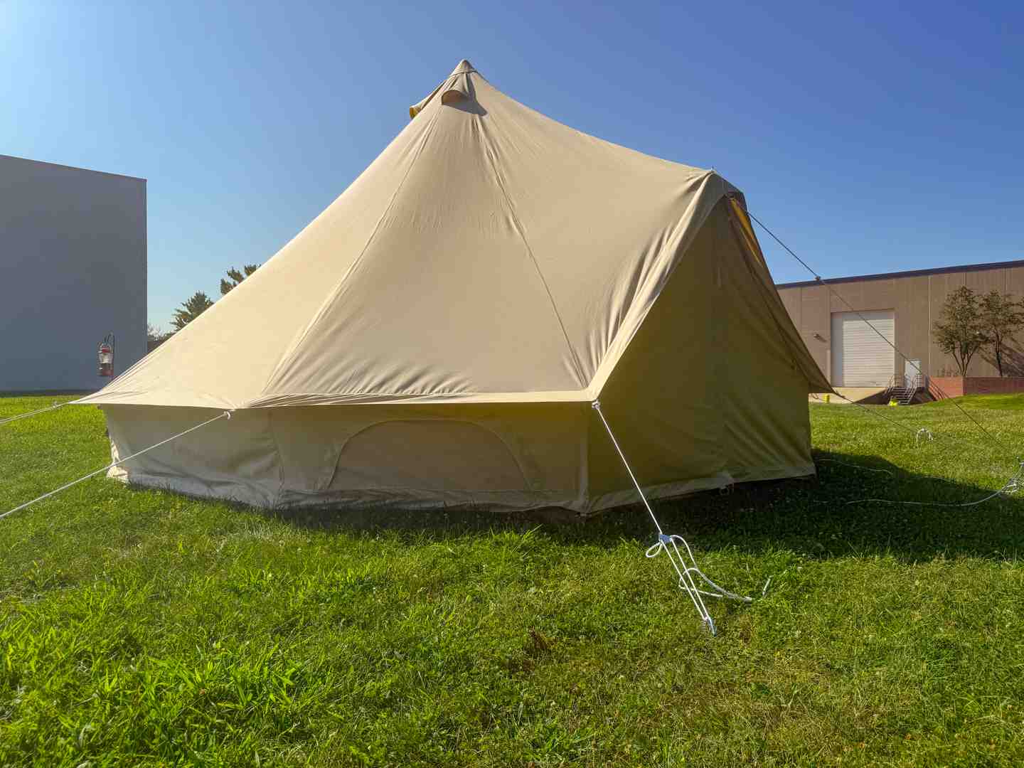 tente store Geodesic Dome Tent package size is quite 7m glass geodome Size:XL Bulk Roll (20 X 99 FT) Pagodenzelte, Möbel gebraucht kaufen