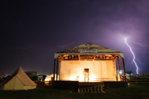 camping+storm+bell+tent